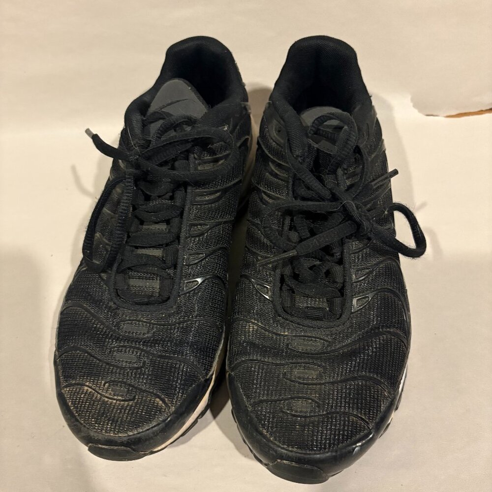 Nike Air Vapor Max Plus Womens size 7/7.5 All Black